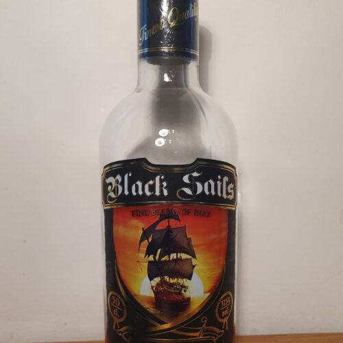 Black Sails Dark Rum (37.50%)