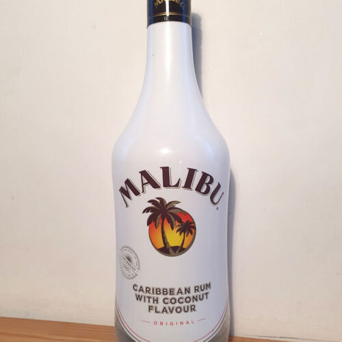 Malibu Coconut Liqueur (21%)