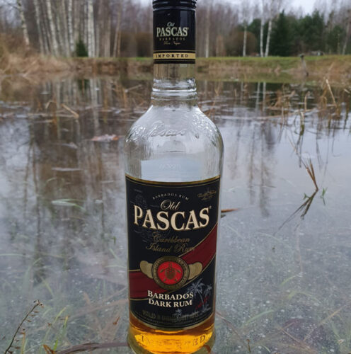 Old Pascas Dark Rum (37.5%)