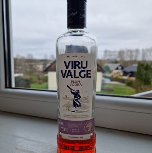Viru Valge Plum Vodka (37.50%)